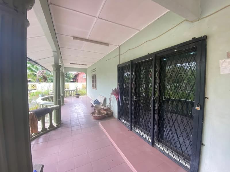 Bungalow for Sale in Taman Guru (Kuantan) - Idham Che'Ali - Exterior - PropertyGuru.com.my