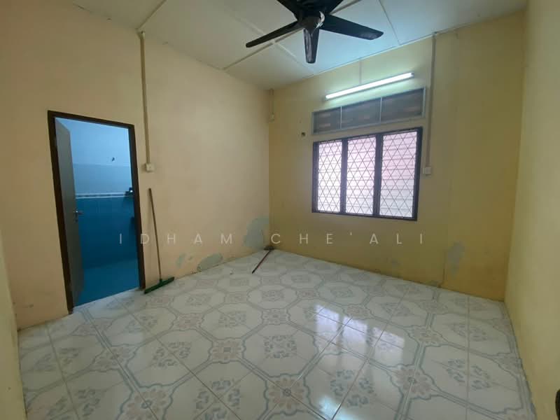 Bungalow for Sale in Taman Guru (Kuantan) - Idham Che'Ali - Interior - PropertyGuru.com.my