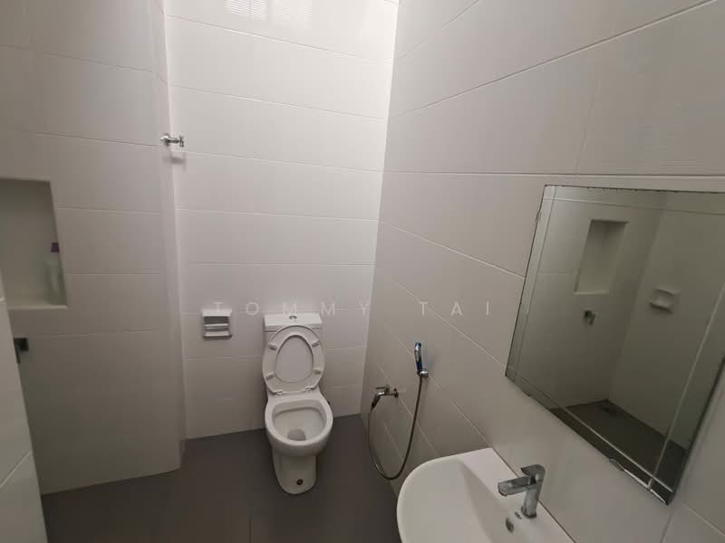 Rumah Teres 2 Tingkat untuk Dijual di Eco Summer (Johor Bahru) - Tommy Tai - Bathroom - PropertyGuru.com.my