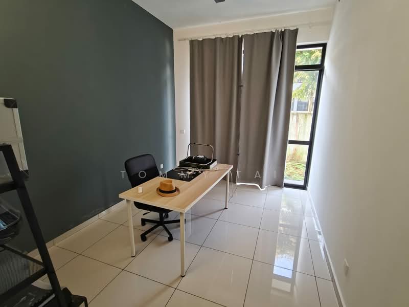Rumah Teres 2 Tingkat untuk Dijual di Eco Summer (Johor Bahru) - Tommy Tai - Study - PropertyGuru.com.my