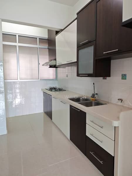 Pangsapuri untuk Dijual di University Place (Plaza Ivory) - Kay Wong - Kitchen - PropertyGuru.com.my