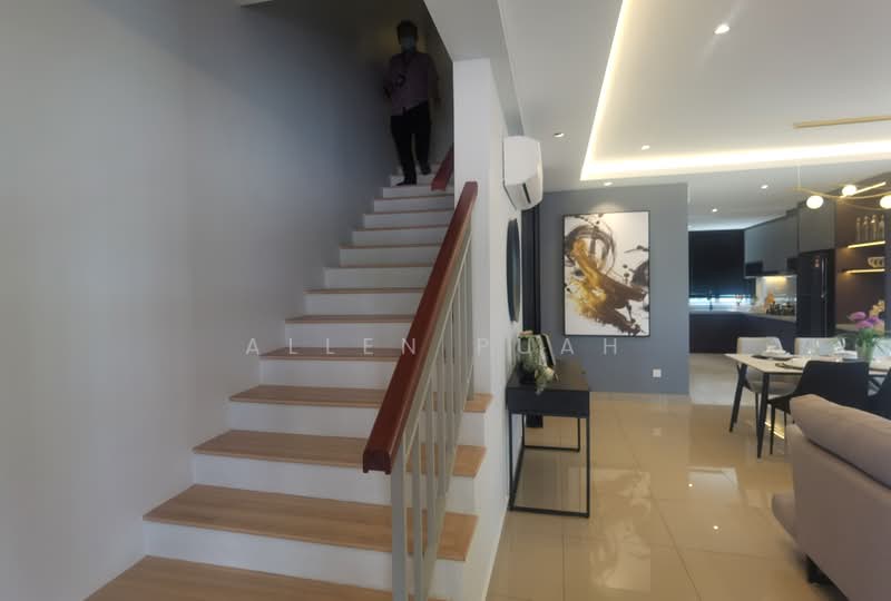 Rumah Teres 2 Tingkat untuk Dijual di Eco Majestic (Semenyih) - Allen Puah - Stairs - PropertyGuru.com.my