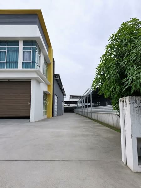 Semi-D Factory for Rent in Aman Perdana (Kapar) - Elwin Chok - Exterior - PropertyGuru.com.my