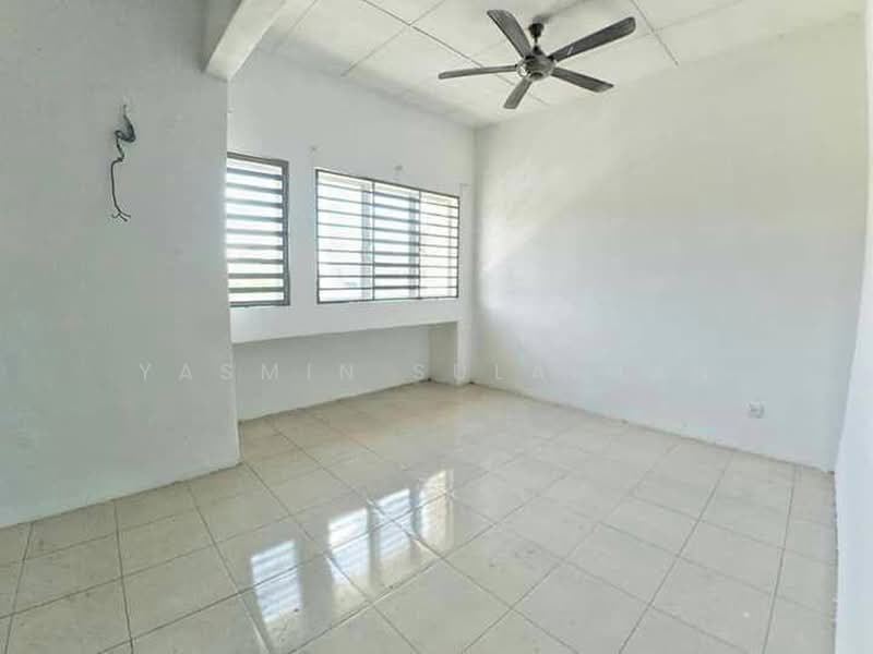 Rumah Teres 1.5 Tingkat untuk Dijual di Klang (Selangor) - Yasmin Sulaiman - Interior - PropertyGuru.com.my