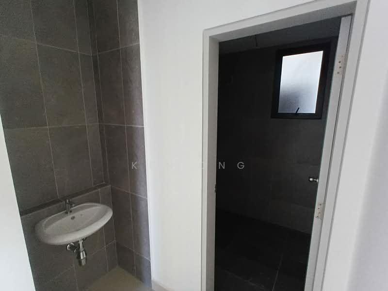 Service Residence for Rent at D'Sini Residences - Ken Ong - Bathroom - PropertyGuru.com.my
