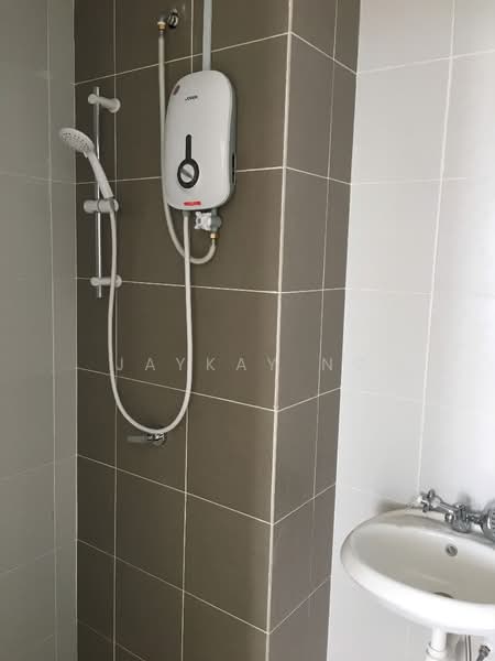 Kondominium untuk Disewa di Residensi Sentulmas - Jaykay Ng - Bathroom - PropertyGuru.com.my