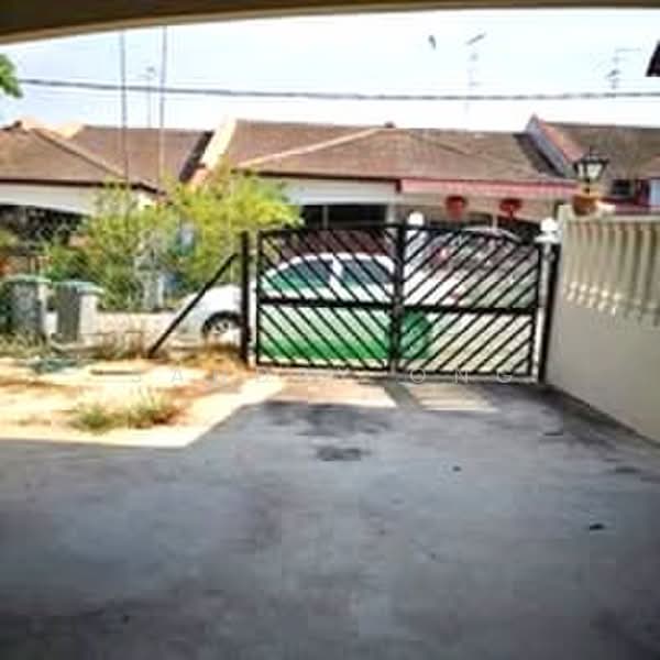 Rumah Teres 1 Tingkat untuk Dijual di Taman Daya (Johor Bahru) - Sandry Ong - PropertyGuru.com.my