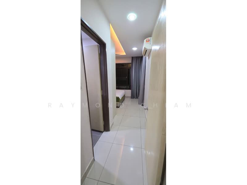 Kondominium untuk Dijual di One Damansara - Raymond Chiam - Corridor - PropertyGuru.com.my
