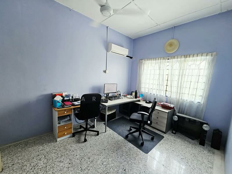 Terraced House for Sale in Taman Bayu Perdana (Klang) - Charlie Gan - Study - PropertyGuru.com.my