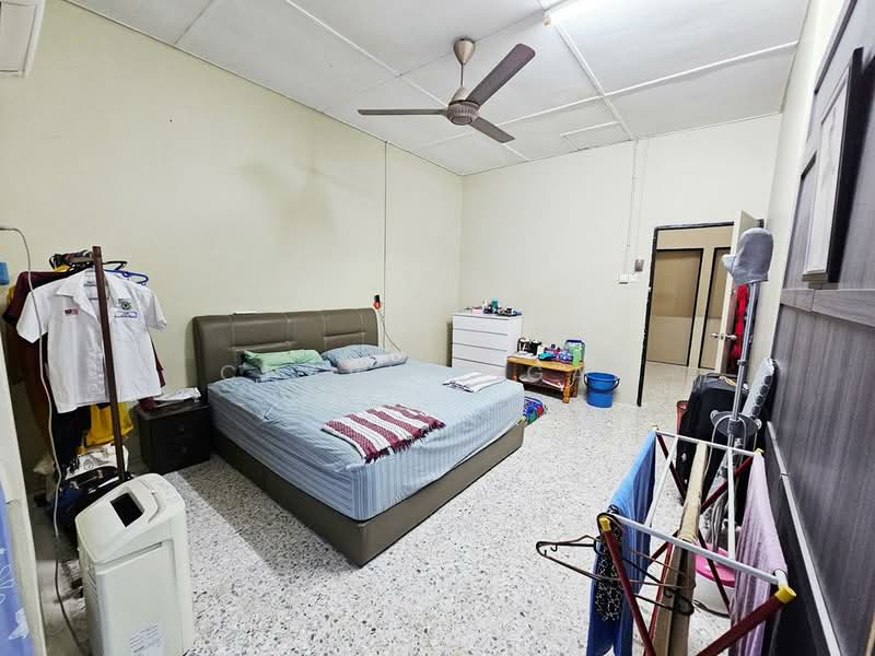 Terraced House for Sale in Taman Bayu Perdana (Klang) - Charlie Gan - Bedroom - PropertyGuru.com.my