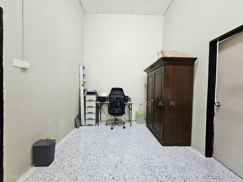 Terraced House for Sale in Taman Bayu Perdana (Klang) - Charlie Gan - Study - PropertyGuru.com.my