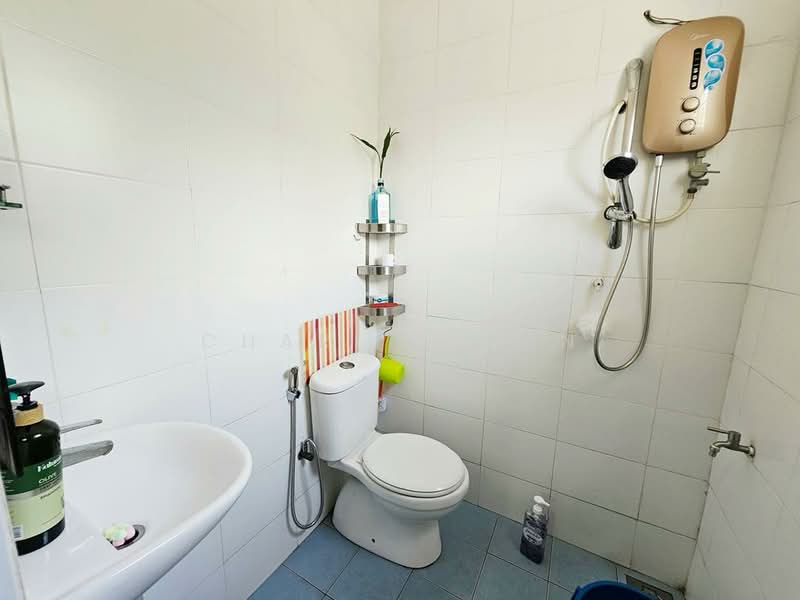 Terraced House for Sale in Taman Bayu Perdana (Klang) - Charlie Gan - Bathroom - PropertyGuru.com.my