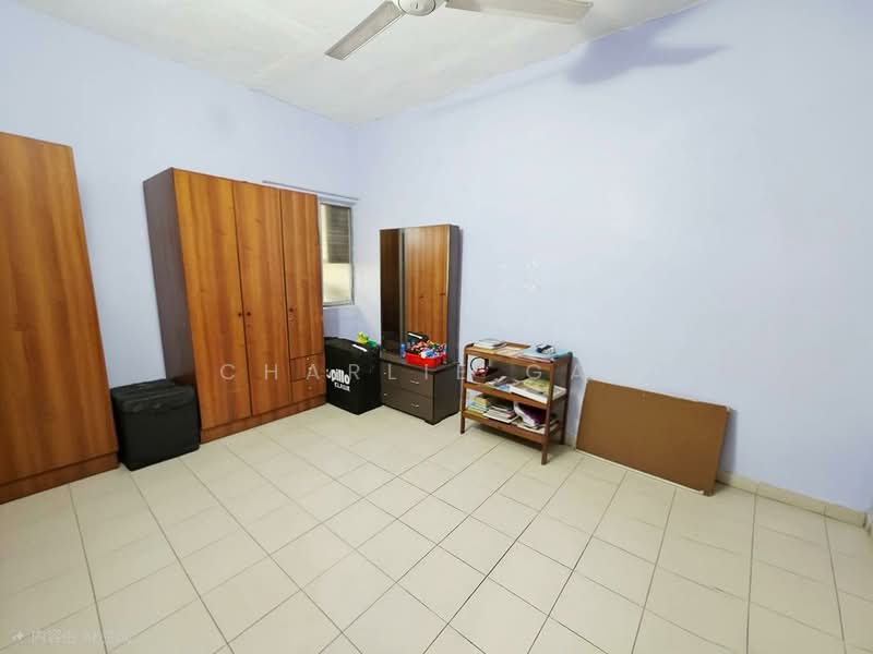 Terraced House for Sale in Taman Bayu Perdana (Klang) - Charlie Gan - Bedroom - PropertyGuru.com.my