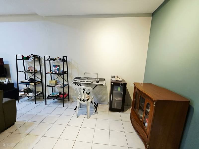 Terraced House for Sale in Taman Bayu Perdana (Klang) - Charlie Gan - Living Room - PropertyGuru.com.my