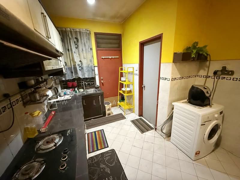 2-storey Terraced House for Sale in Taman Mutiara Rini (Skudai) - William Tay - Kitchen - PropertyGuru.com.my