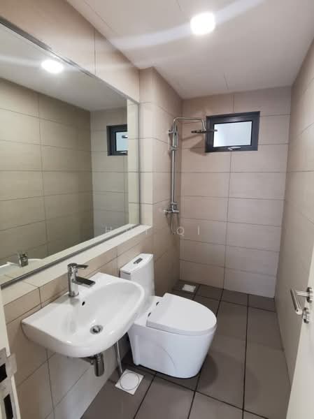 Kondominium untuk Disewa di Lakefront Residence - Hui Qi - Bathroom - PropertyGuru.com.my