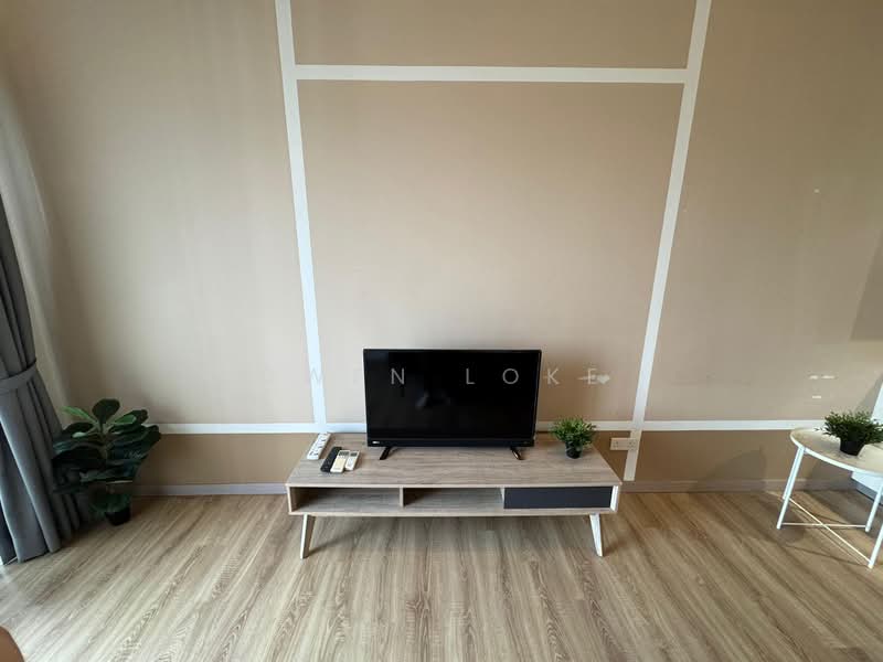 Servis Apartment untuk Disewa di Emporis - Owen Loke - Living Room - PropertyGuru.com.my