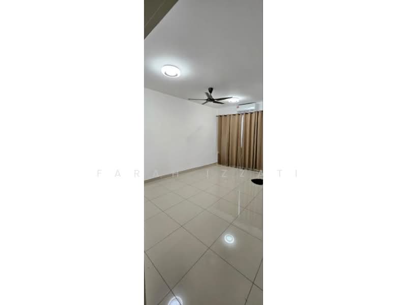 2-storey Terraced House for Rent in Bandar Rimbayu (Telok Panglima Garang) - Farah Izzati - Living Room - PropertyGuru.com.my
