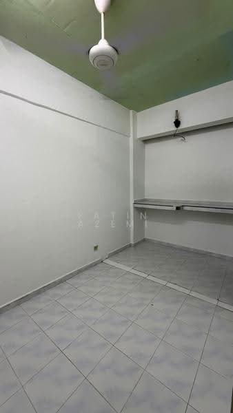 Flat for Sale at Desa Mentari Flat (Block 2) - Fatin Azemi - Interior - PropertyGuru.com.my