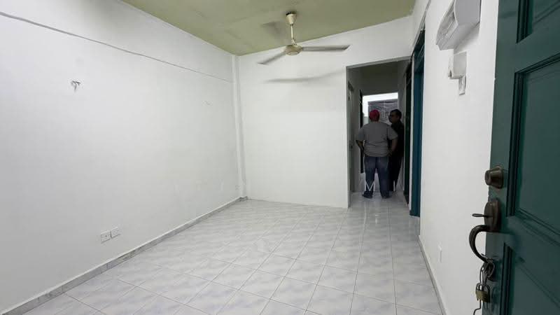 Flat for Sale at Desa Mentari Flat (Block 2) - Fatin Azemi - Interior - PropertyGuru.com.my