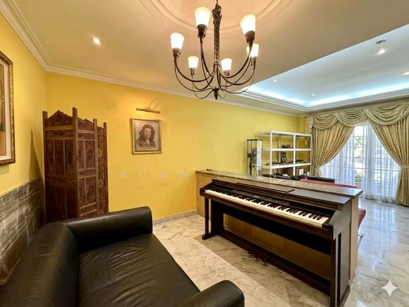 Kondominium untuk Dijual di Sri Alam Condominium - Adaw Zain - Living Room - PropertyGuru.com.my