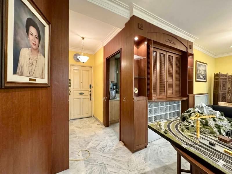 Kondominium untuk Dijual di Sri Alam Condominium - Adaw Zain - Entrance - PropertyGuru.com.my