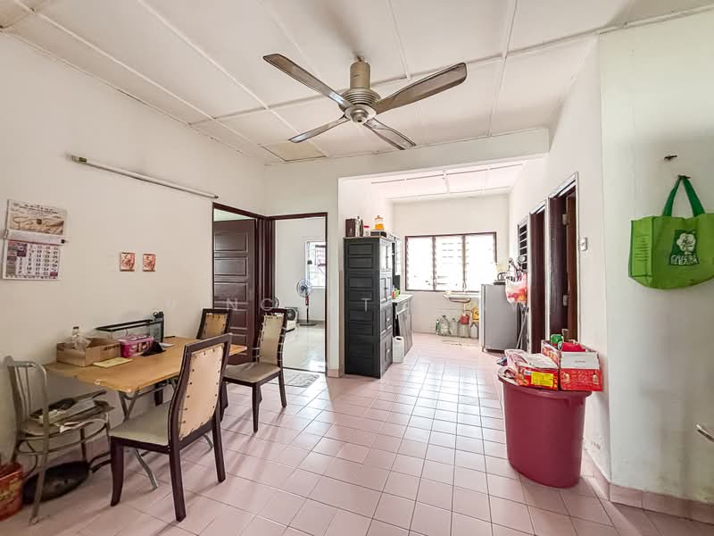 Semi-Detached House for Sale in Seksyen 7 (Kota Damansara) - Vincent Liaw - Dining Room - PropertyGuru.com.my