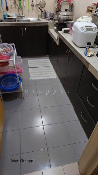 Rumah Teres 2 Tingkat untuk Dijual di Taman Kelana Idaman (Ara Damansara) - Michael Lee - Kitchen - PropertyGuru.com.my