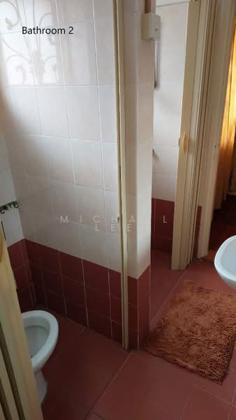 Rumah Teres 2 Tingkat untuk Dijual di Taman Kelana Idaman (Ara Damansara) - Michael Lee - Bathroom - PropertyGuru.com.my