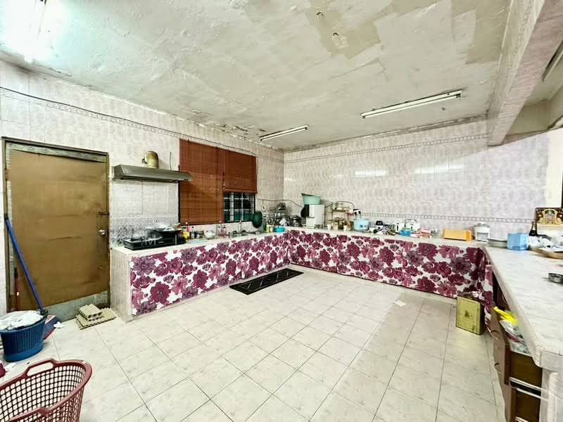 Rumah Teres 2 Tingkat untuk Dijual di PJS 3, Taman Medan Baru (Petaling Jaya) - Michael Lee - Kitchen - PropertyGuru.com.my