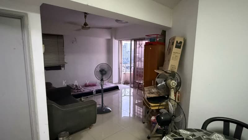 Kondominium untuk Dijual di Menara Megah - Kayden Siah - Living Room - PropertyGuru.com.my