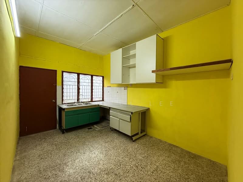 Rumah Teres 1 Tingkat untuk Dijual di Taman Mewah Jaya (Klang) - Michael Lee - Kitchen - PropertyGuru.com.my