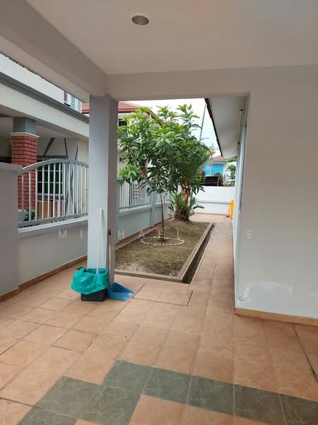 Rumah Berkembar untuk Dijual di Taman Mutiara Bukit Raja 2 (Kapar) - Michael Lee - Exterior - PropertyGuru.com.my