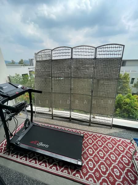 Townhouse for Sale in Taman Melawati (Ulu Kelang) - Azli Ibrahim - Balcony - PropertyGuru.com.my