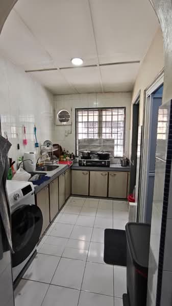 2-storey Terraced House for Sale in Taman Sea (Petaling Jaya) - Simon Tan - Kitchen - PropertyGuru.com.my