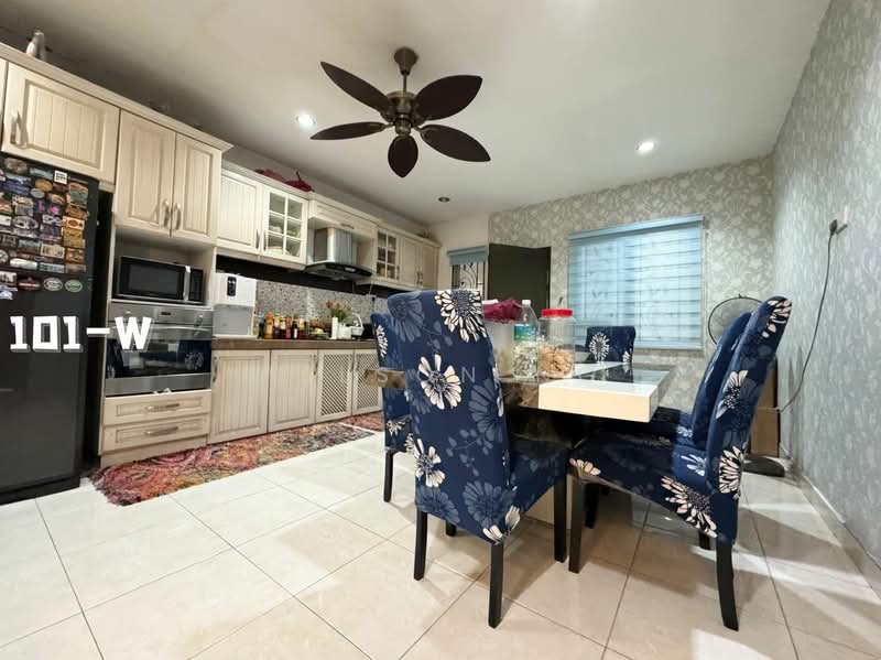 Rumah Berkembar untuk Disewa di Taman Aman Perdana (Kapar) - Wilson Ng - Kitchen - PropertyGuru.com.my