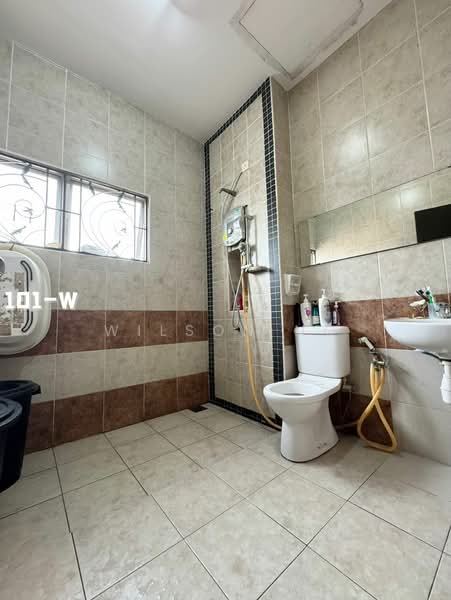 Rumah Berkembar untuk Disewa di Taman Aman Perdana (Kapar) - Wilson Ng - Bathroom - PropertyGuru.com.my