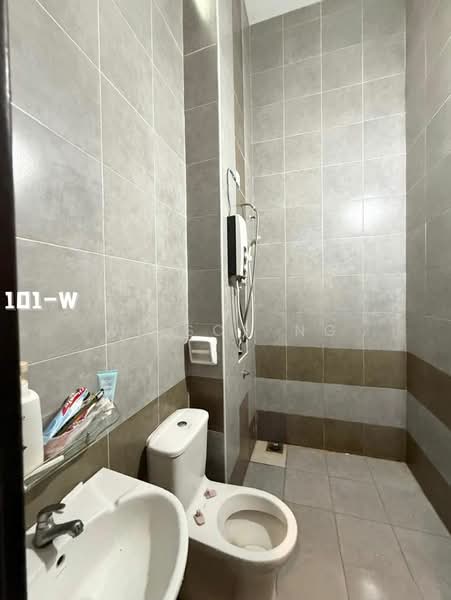 Rumah Berkembar untuk Disewa di Taman Aman Perdana (Kapar) - Wilson Ng - Bathroom - PropertyGuru.com.my