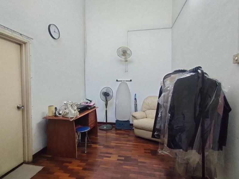 Rumah Teres 2 Tingkat untuk Dijual di Cahaya Spk (Shah Alam) - Muin Mn - Interior - PropertyGuru.com.my