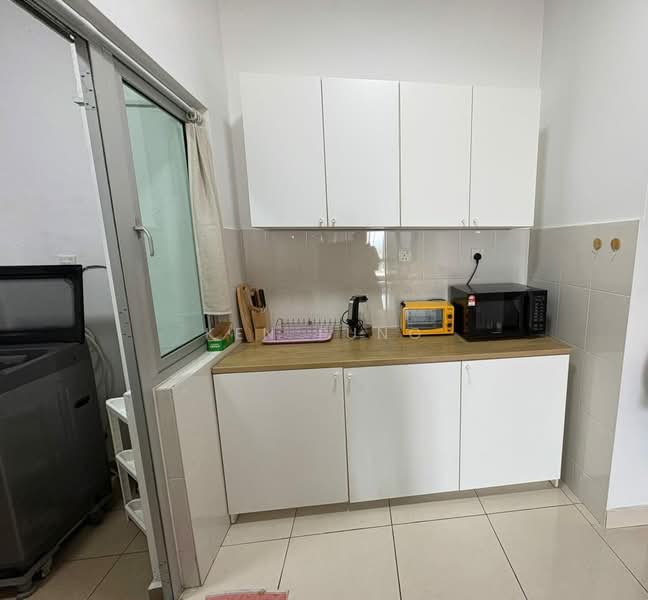 Servis Apartment untuk Disewa di Saville @ Kajang - Ken Fung - Kitchen - PropertyGuru.com.my