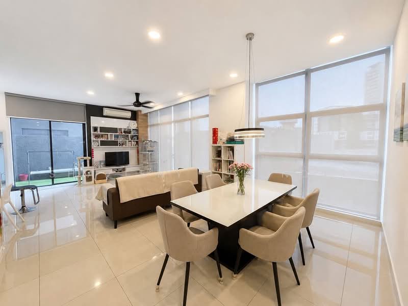 Condominium for Rent at Mirage Residence - Shaziery Iskandar - Living Room - PropertyGuru.com.my