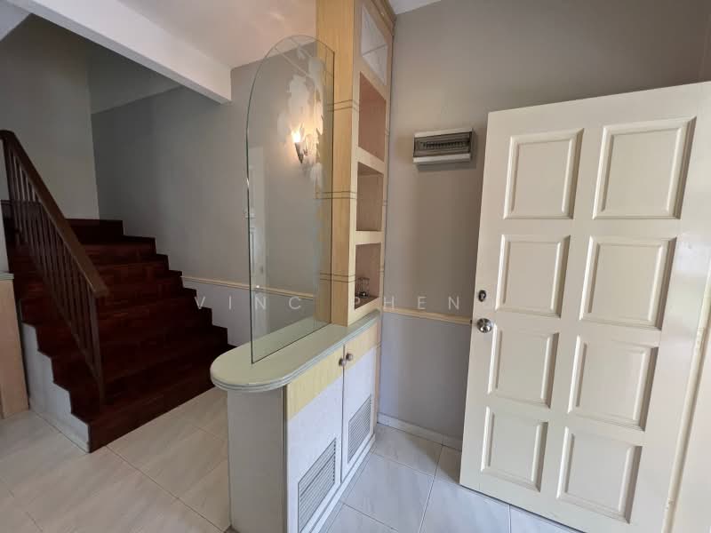 Terraced House for Sale in Taman Muzaffar Heights (Bukit Katil) - Vinc Pheng - Entrance - PropertyGuru.com.my