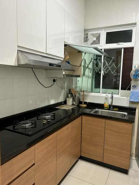 Service Residence for Rent at Skysuites @ Meldrum Hills - Alfred Yap - Kitchen - PropertyGuru.com.my