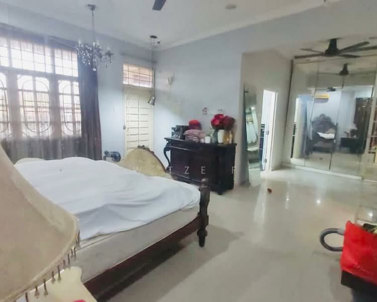 Rumah Berkembar untuk Dijual di Taman Universiti Indah (Seri Kembangan) - Kow Tze Fui - PropertyGuru.com.my