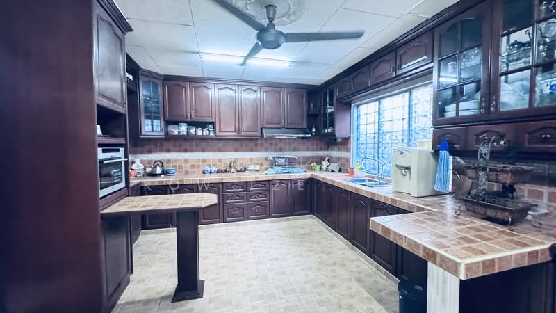 Semi-Detached House for Sale in Taman Universiti Indah (Seri Kembangan) - Kow Tze Fui - PropertyGuru.com.my