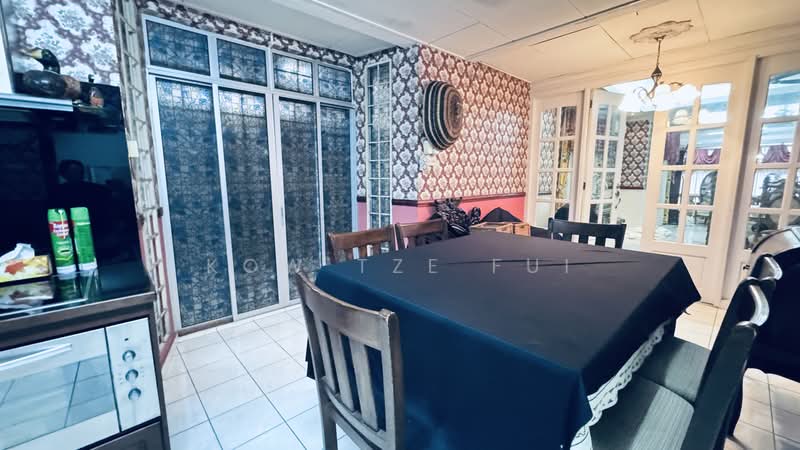 Semi-Detached House for Sale in Taman Universiti Indah (Seri Kembangan) - Kow Tze Fui - PropertyGuru.com.my