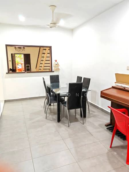 Terraced House for Sale in Taman Desa Karunmas (Balakong) - Jey Ong - Dining Room - PropertyGuru.com.my