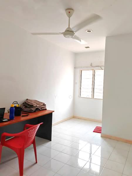 Terraced House for Sale in Taman Desa Karunmas (Balakong) - Jey Ong - Study - PropertyGuru.com.my