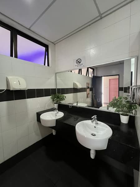 Office for Rent in Cyberjaya (Selangor) - Md Syahrul Faez Bin Manan - Bathroom - PropertyGuru.com.my