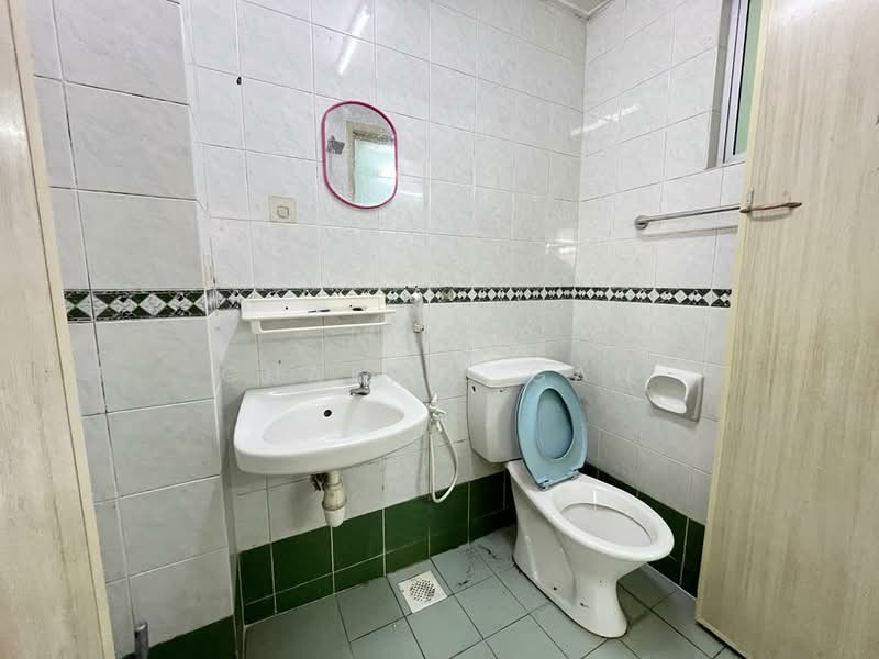 2-storey Terraced House for Rent in Kota Kemuning (Shah Alam) - Charlie Gan - Bathroom - PropertyGuru.com.my
